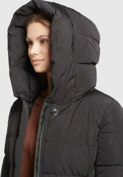 Khujo SilkeCappotto InvernaleSchwarz Donna Cappotti KH121U11S-Q11 -Khujo Negozio di alimentari 03b52a66f7704f708340cc97ef71a883