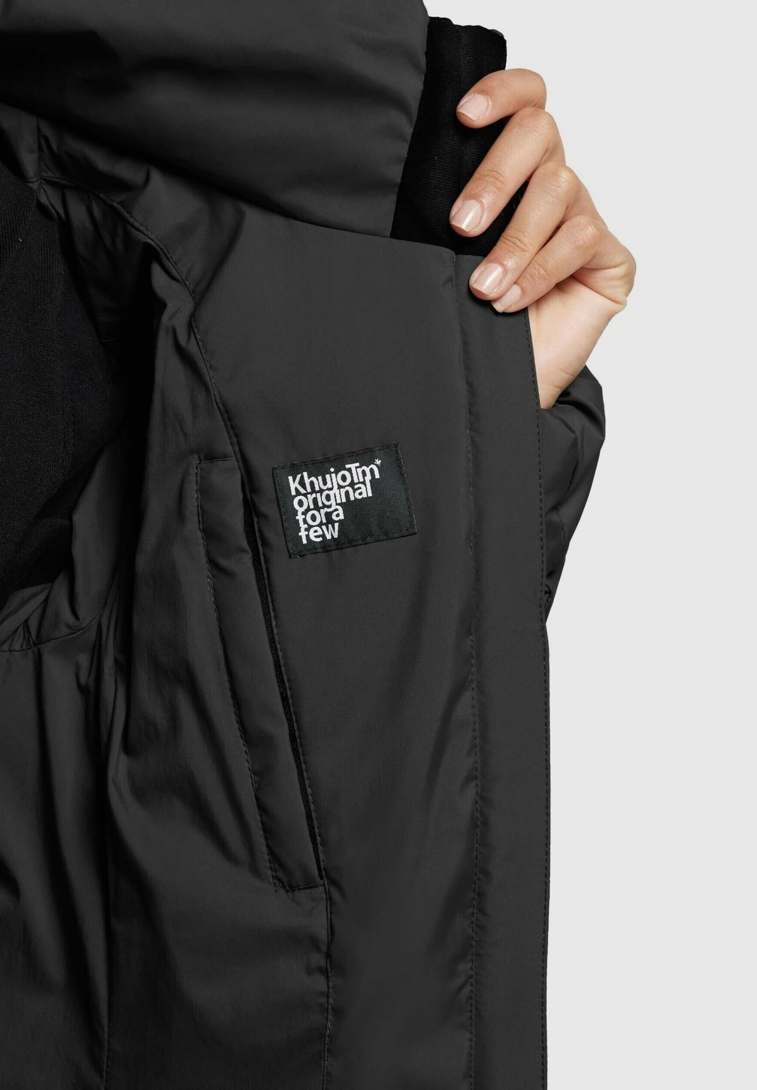 Khujo TanareCappotto InvernaleSchwarz Donna Cappotti KH121U15W-Q11 6 Khujo TanareCappotto InvernaleSchwarz Donna Cappotti KH121U15W-Q11 - immagine 6