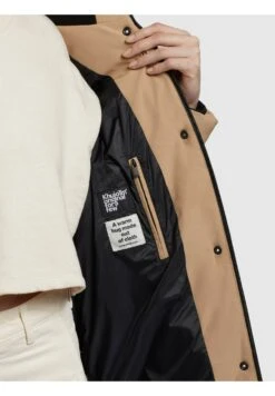 Khujo WeterCappotto InvernaleBeige Donna Cappotti KH121U1BZ-B11 -Khujo Negozio di alimentari 9e0dc8c19e3049c7a4fc4a3a75906eef