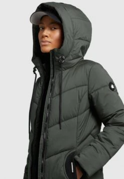 Khujo Aribay3 LightCappotto InvernaleOliv Donna Cappotti KH121U13J-N11 -Khujo Negozio di alimentari b301ce7ab80d45af83a3b8797ed8ee9a