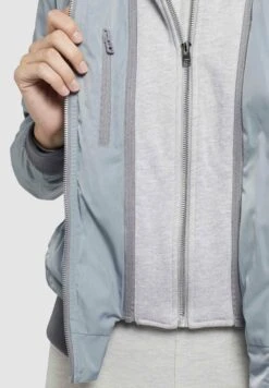 Khujo PerseeGiacca LeggeraGrey Donna Giacche E Blazer KH121G0DG-C11 -Khujo Negozio di alimentari c02b92a903da48f5a4c44d0d9ebf3301