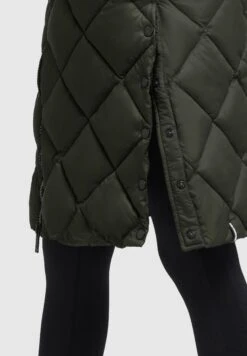 Khujo LennjaCappotto InvernaleDunkelgrün Donna Cappotti KH121U15X-M11 -Khujo Negozio di alimentari fae8470d3b534c59b489f9dbecf70334